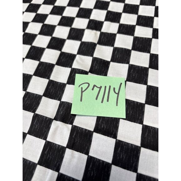 Black & White Checkerboard Fabric Cotton Quilting Craft Material Fat Quarter 18x - Picture 4 of 6